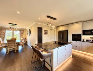 Photo 33- click for photo gallery